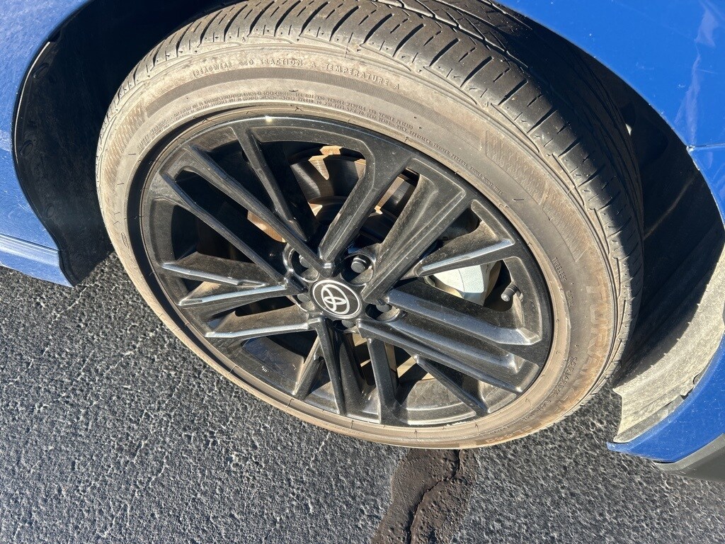 Used 2025 Toyota Camry SE Sedan