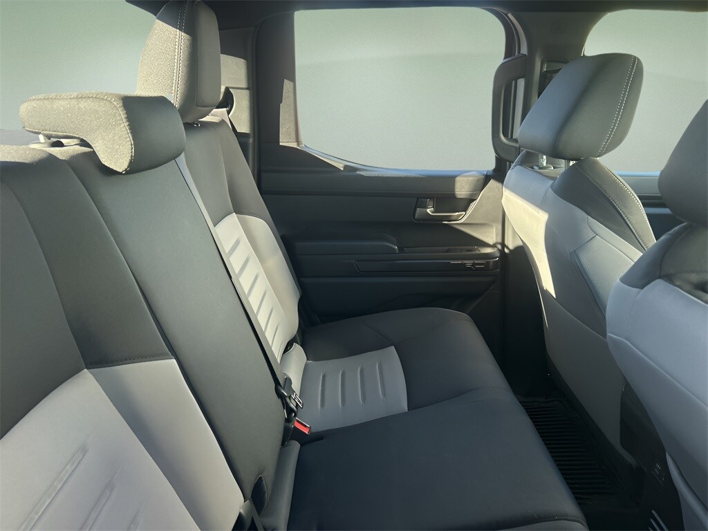 2024 Toyota Tacoma TRD Off-Road photo 4