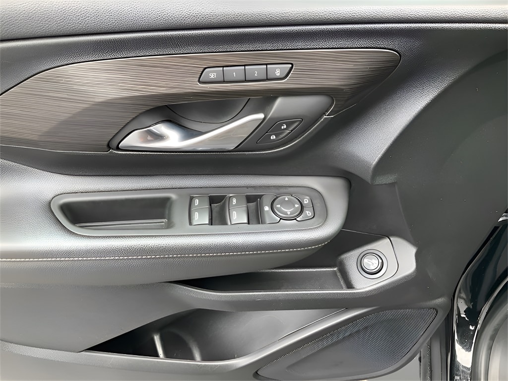 Used 2023 GMC Terrain SLT SUV