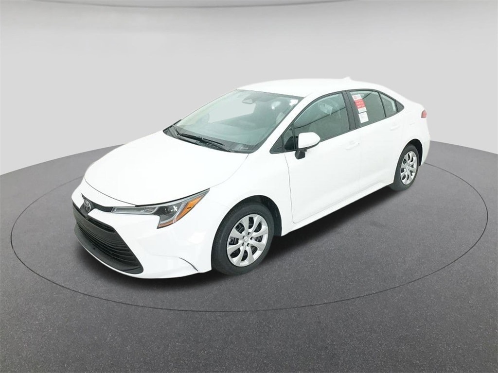 2026 Toyota Corolla LE's photo