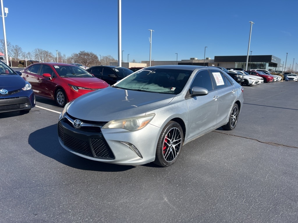 2015 Toyota Camry SE