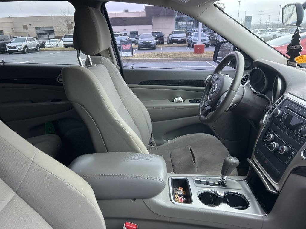 Used 2011 Jeep Grand Cherokee Laredo SUV