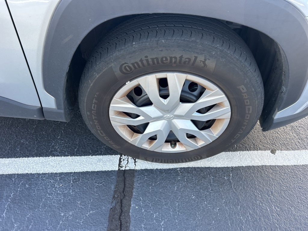 Used 2023 Toyota Corolla Cross L with VIN 7MUAAAAG0PV045343 for sale in Northfield, Minnesota