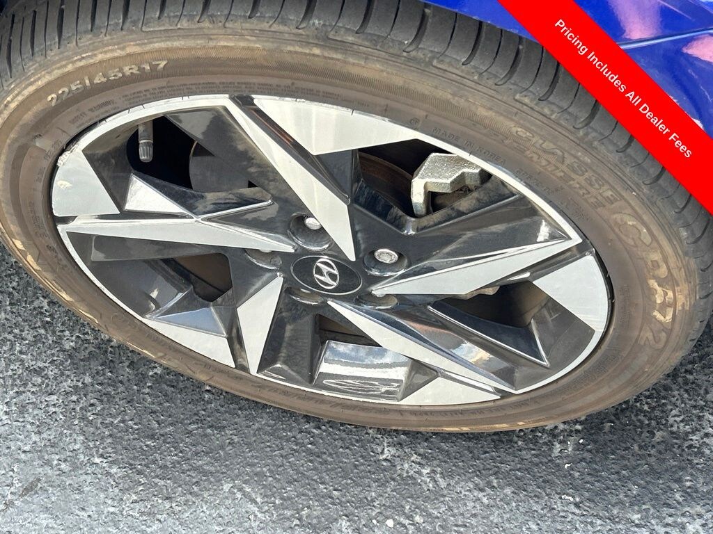 Used 2023 Hyundai Elantra SEL Sedan