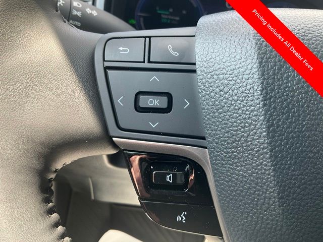 2026 Toyota Camry XSE - Photo 8