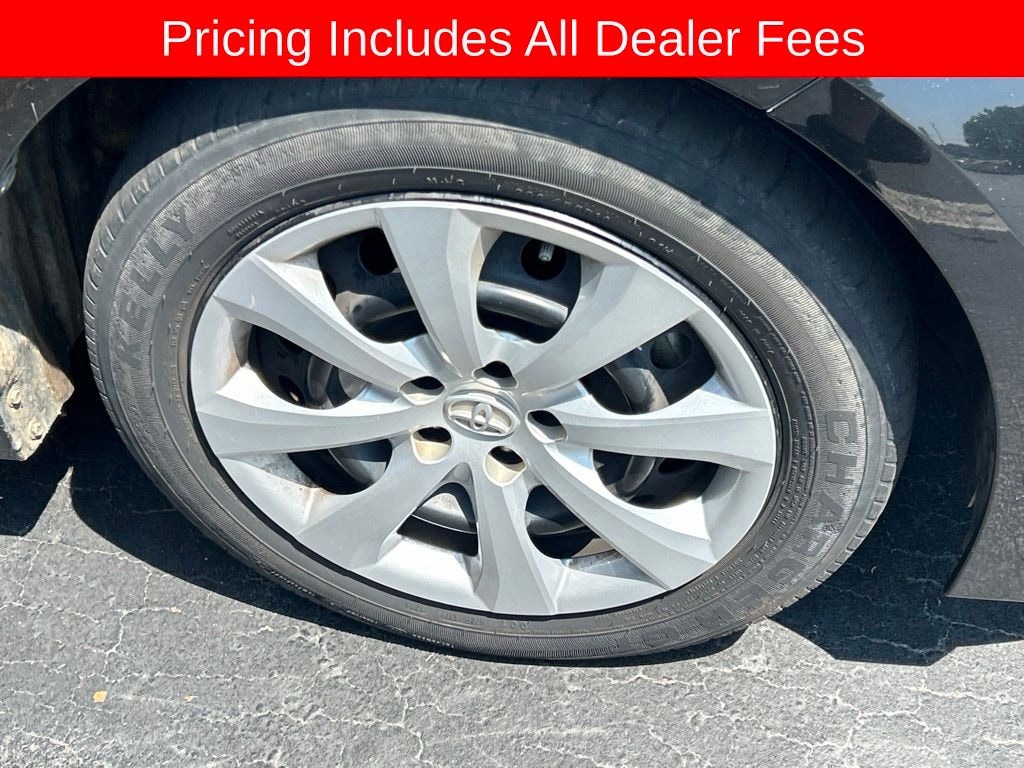 Used 2020 Toyota Corolla LE Sedan