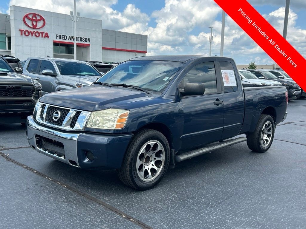Used 2015 Nissan Titan SV Truck