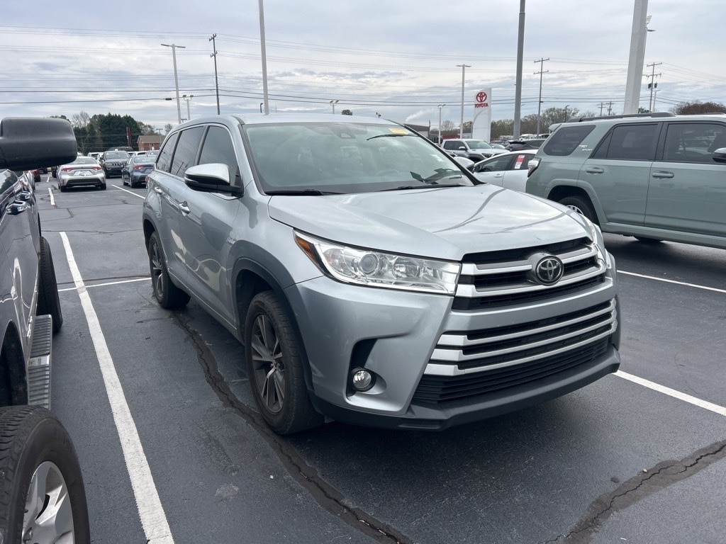 2017 Toyota Highlander LE Plus