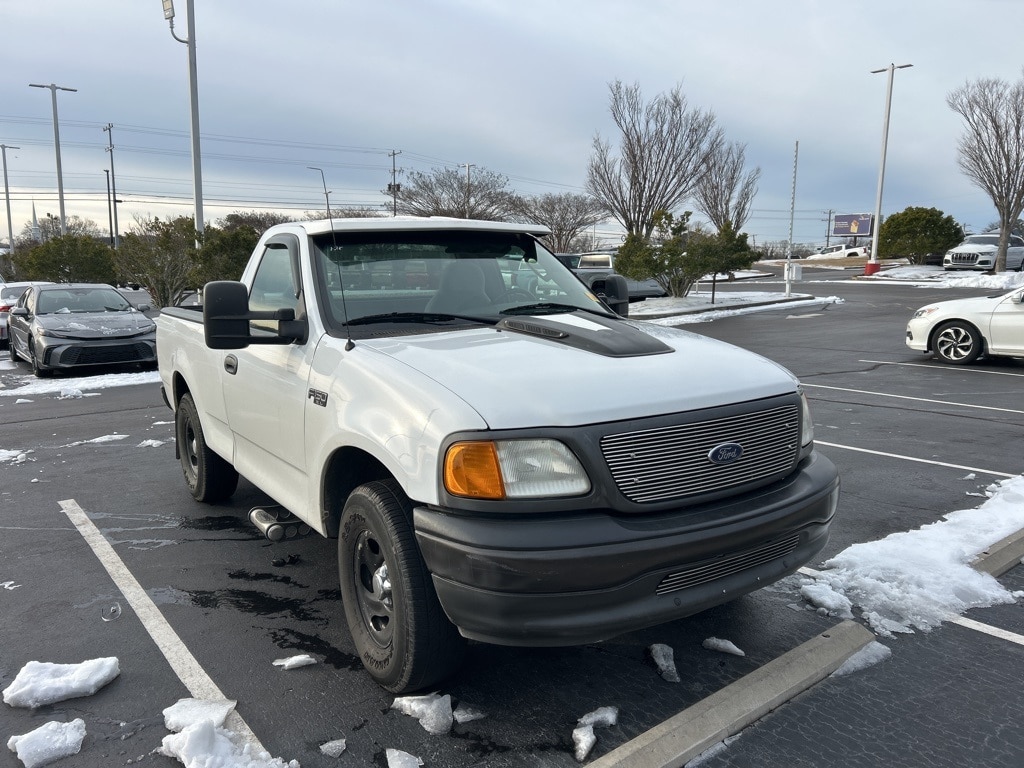 2004 Ford F-150 Heritage XL