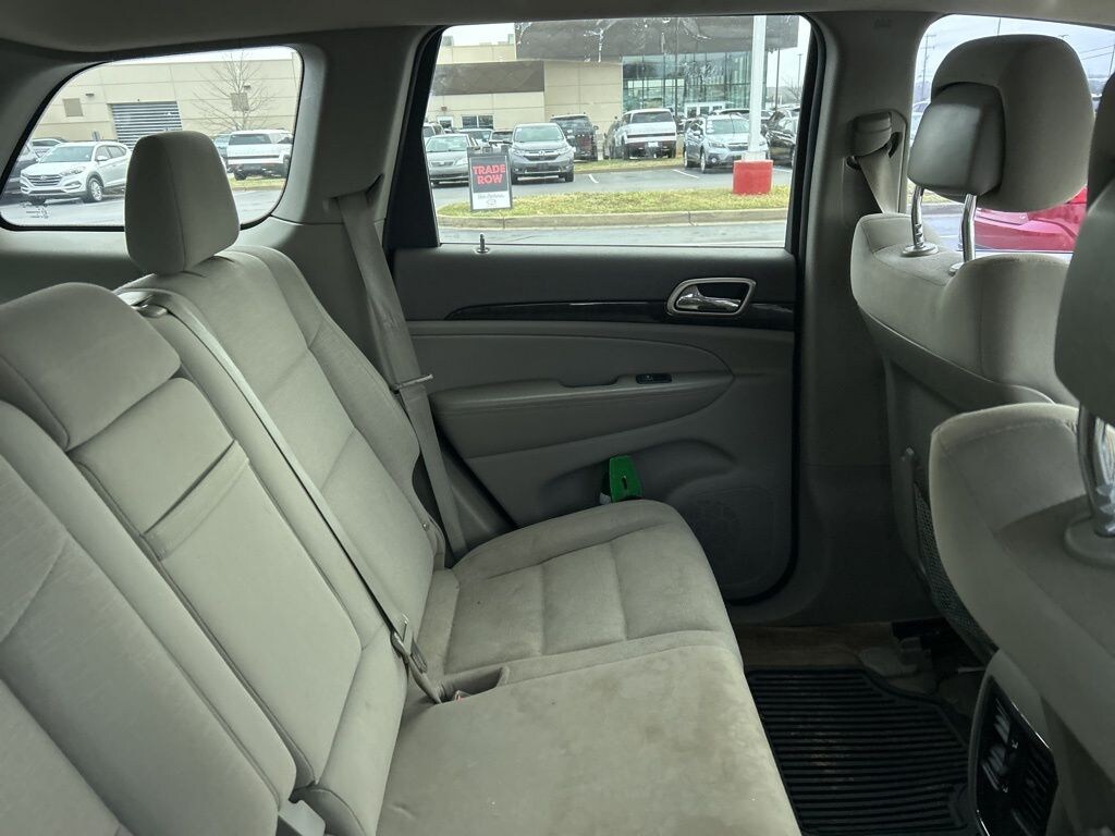 Used 2011 Jeep Grand Cherokee Laredo SUV