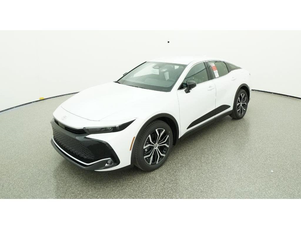 2026 Toyota Crown XLE's photo