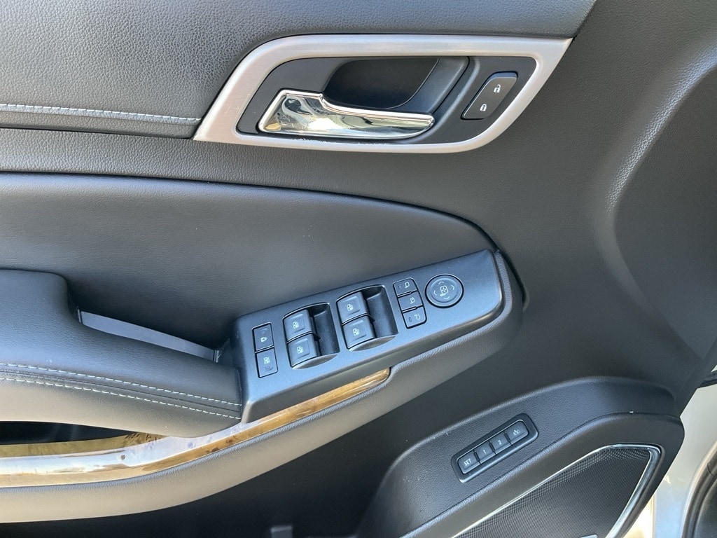 Used 2017 GMC Yukon Denali SUV