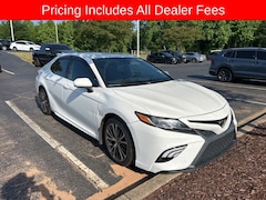 2020 Toyota Camry SE Sedan