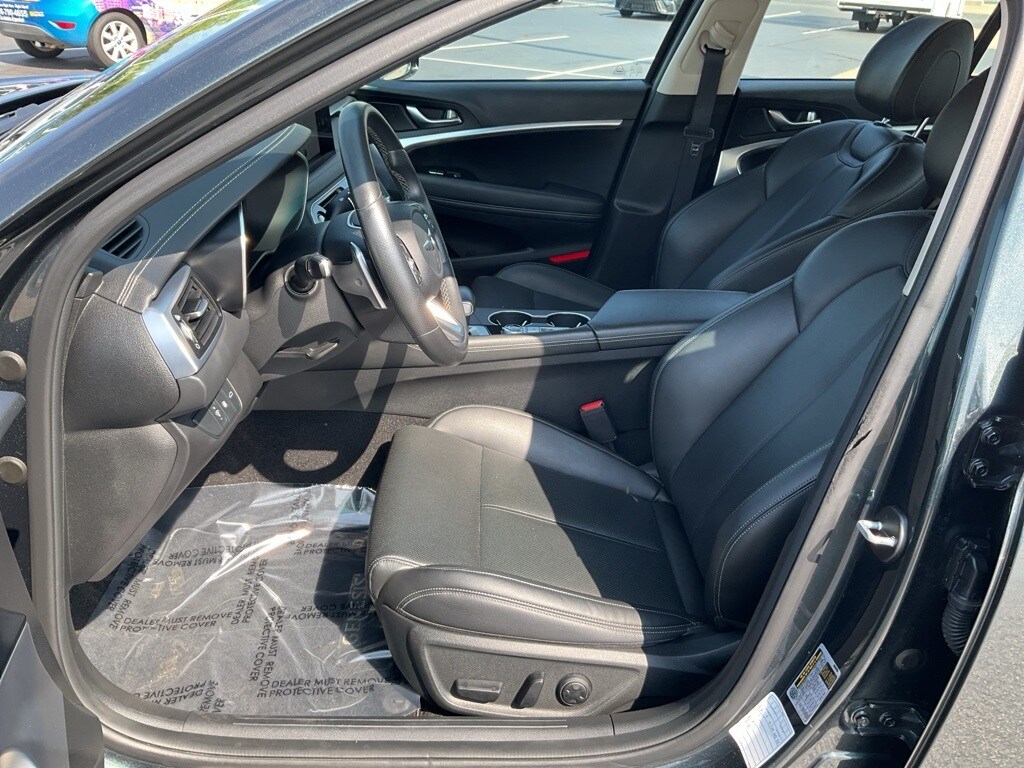 2023 Genesis G70 2.0T photo 2