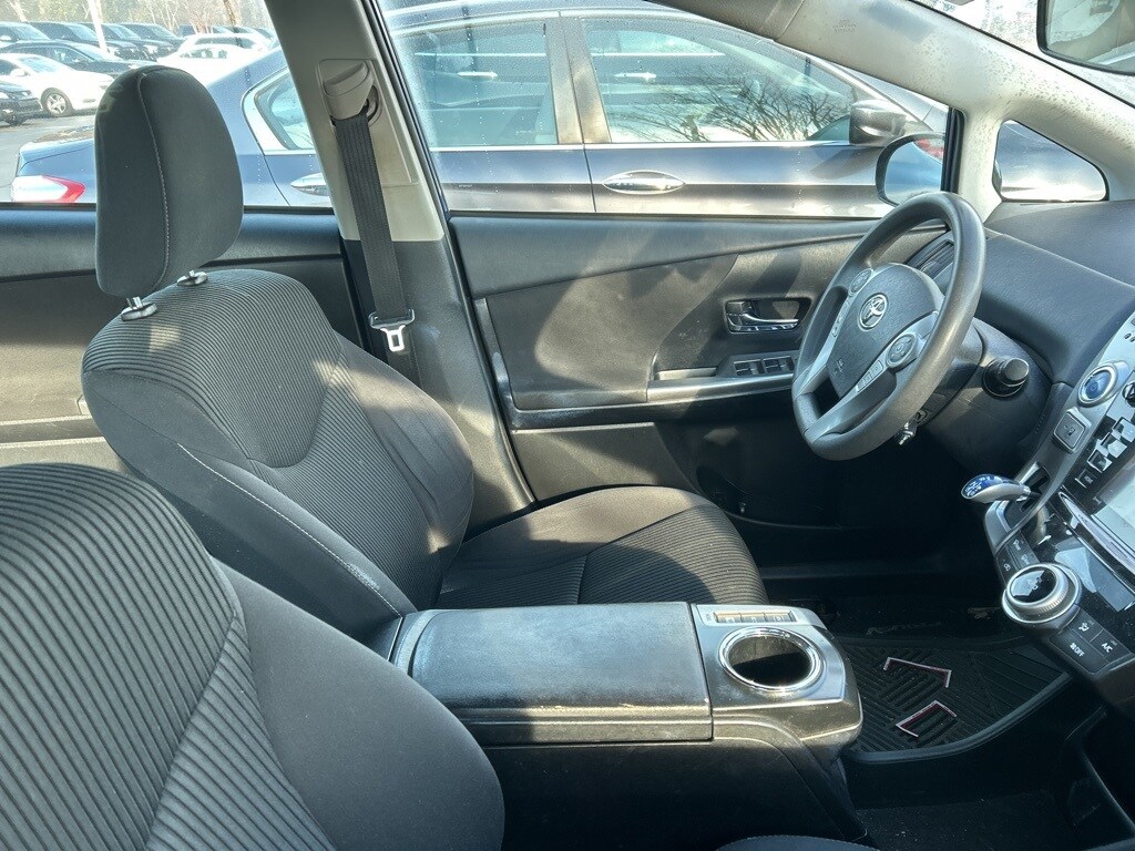 Used 2017 Toyota Prius v Three Wagon