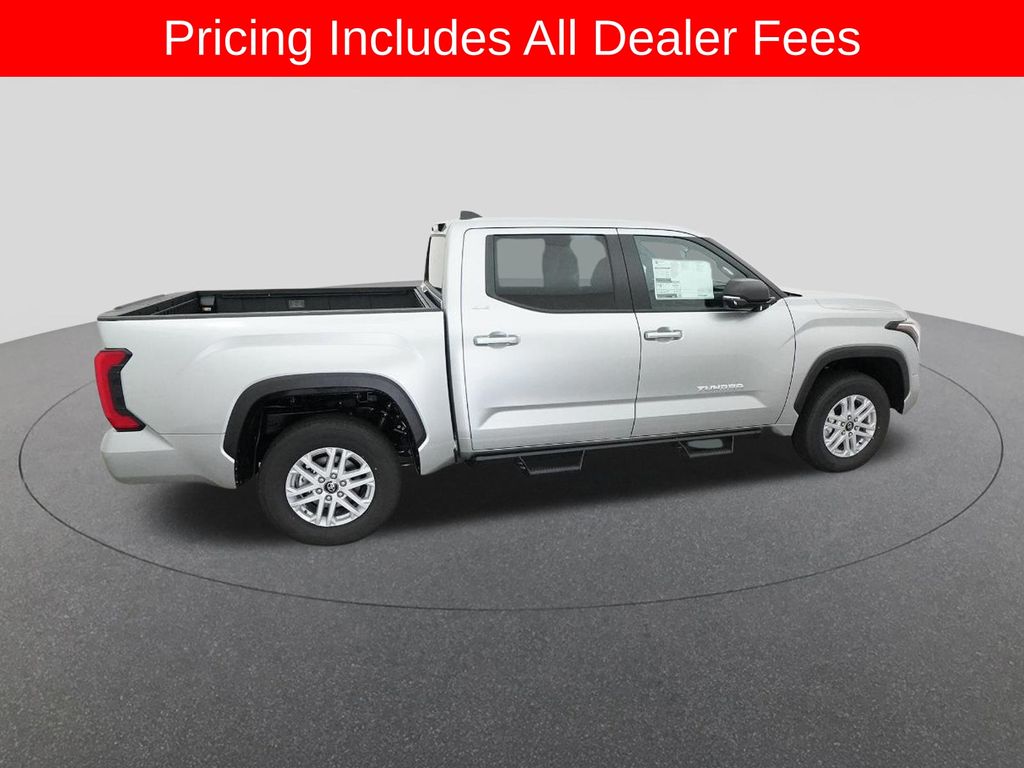 2026 Toyota Tundra SR5 - Photo 10