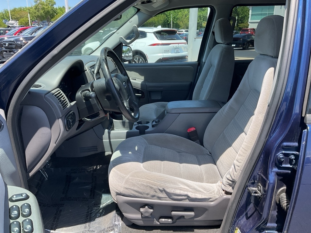 Used 2005 Ford Explorer XLT with VIN 1FMZU63K45UB04269 for sale in Greer, SC