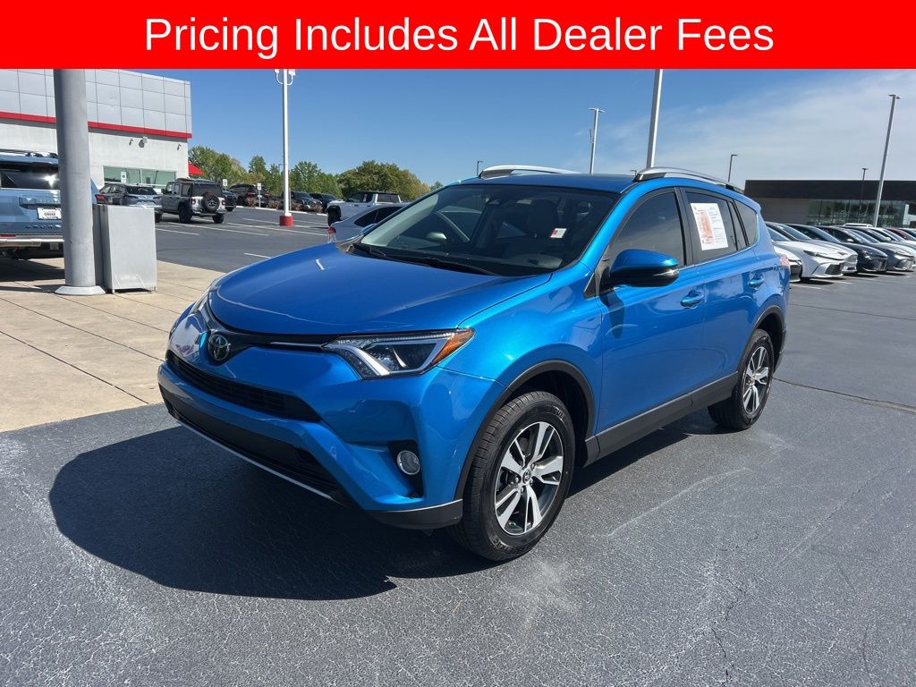 2018 Toyota RAV4 XLE's photo