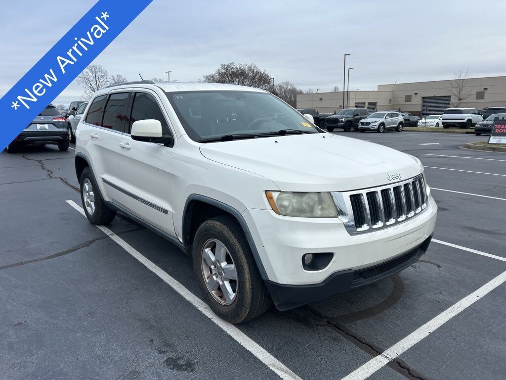 Used 2011 Jeep Grand Cherokee Laredo SUV