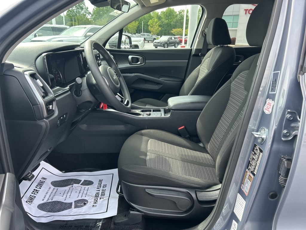 Used 2023 Kia Sorento LX with VIN 5XYRG4LC0PG200557 for sale in Greer, SC