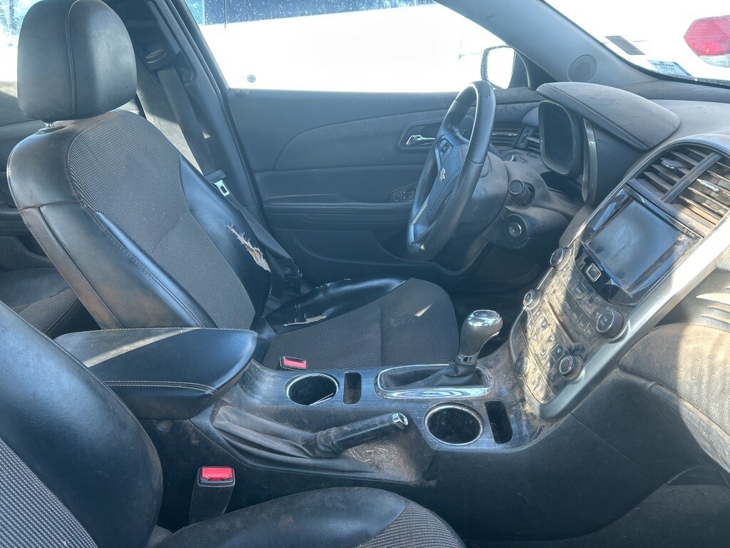 Used 2015 Chevrolet Malibu LT w/1LT Sedan