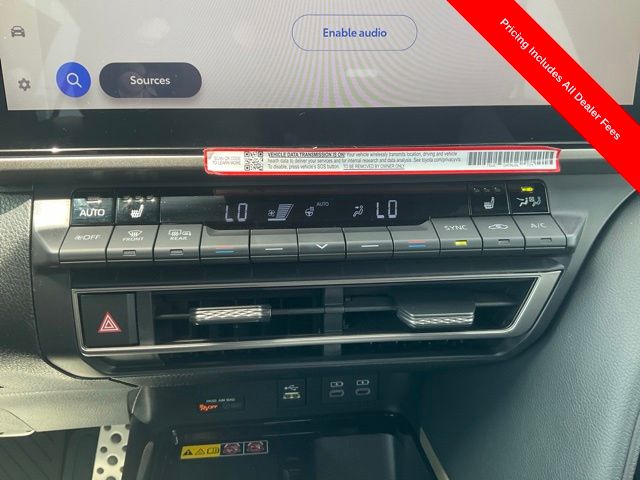 2026 Toyota Camry XSE - Photo 14