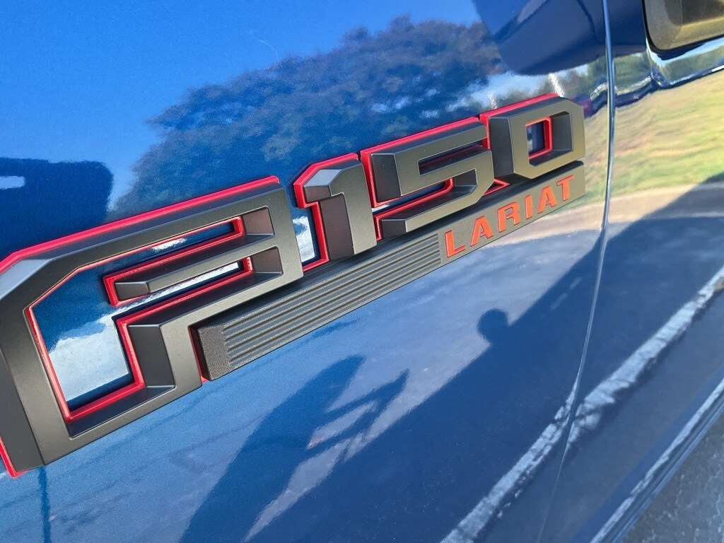 2018 Ford F-150 Lariat Lightning photo 3