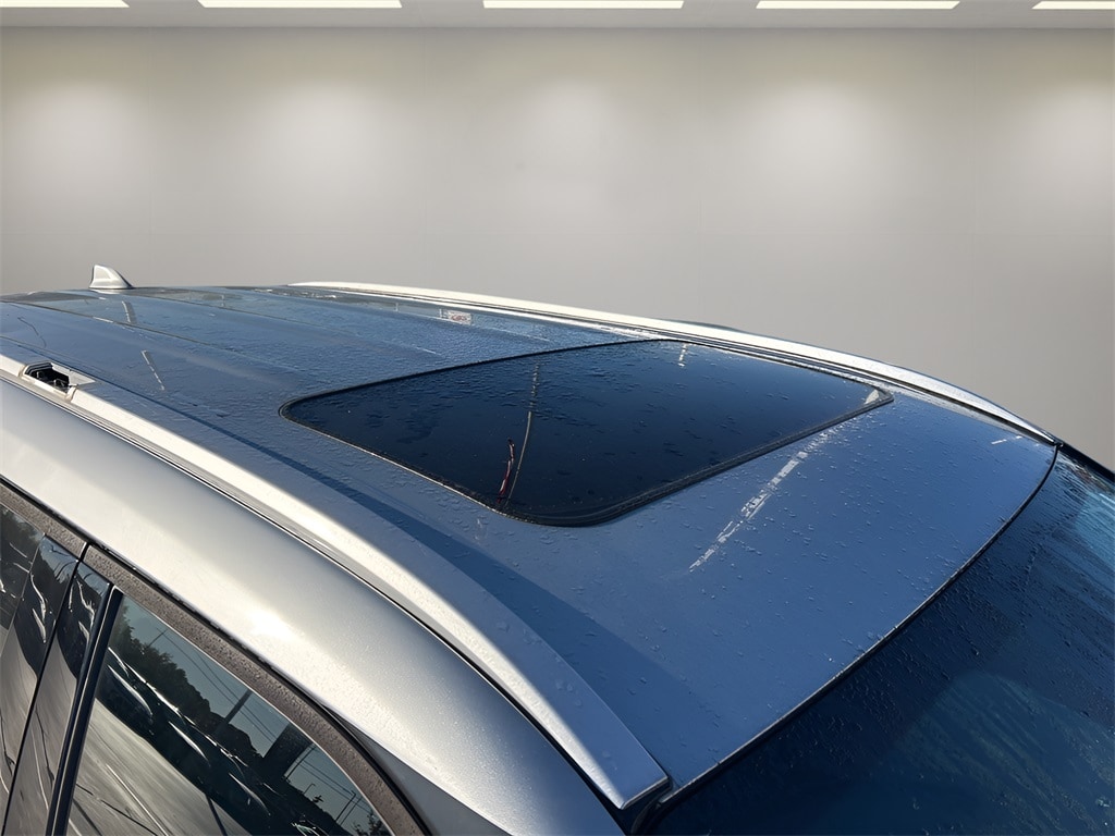 Used 2022 Toyota Highlander XLE SUV