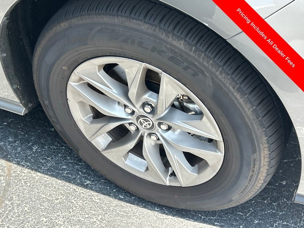 Used 2026 Toyota Sienna XLE 7 Passenger Minivan/Van