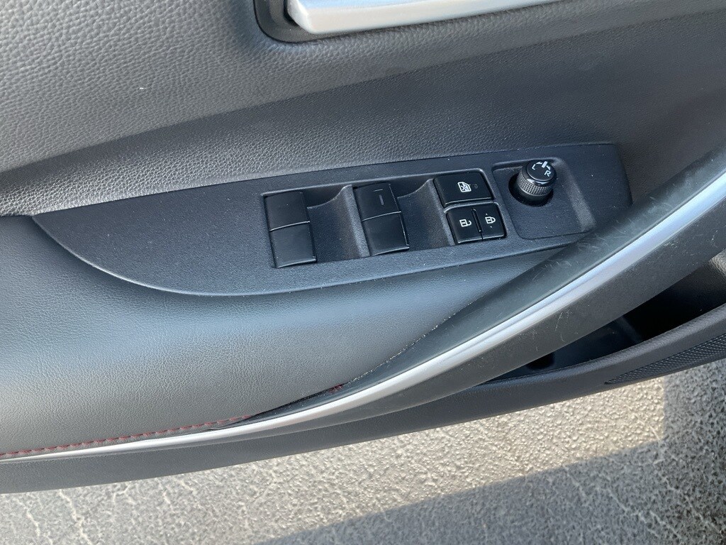 2024 Toyota Corolla SE photo 4