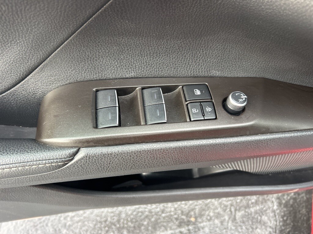 2023 Toyota Camry XSE photo 2