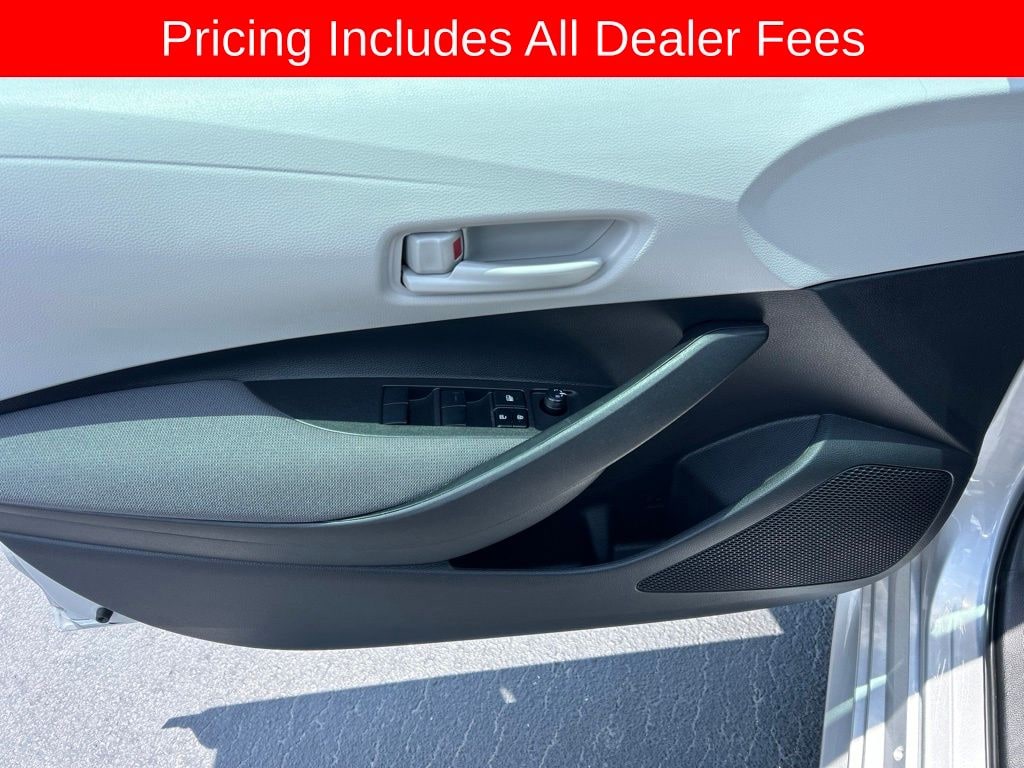 Used 2025 Toyota Corolla LE Sedan