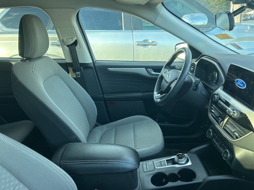 Used 2021 Ford Escape SE Hybrid SUV