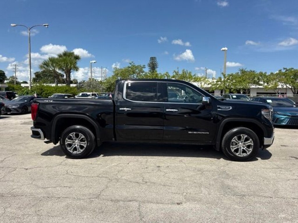 Used 2025 GMC Sierra 1500 SLT Truck Crew Cab