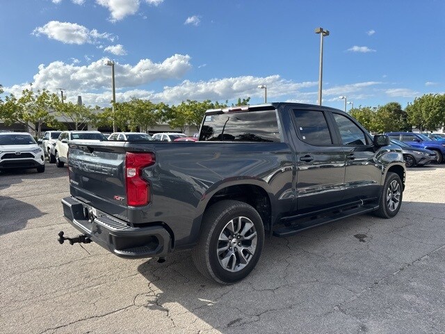 2021 Chevrolet Silverado 1500 RST photo 2