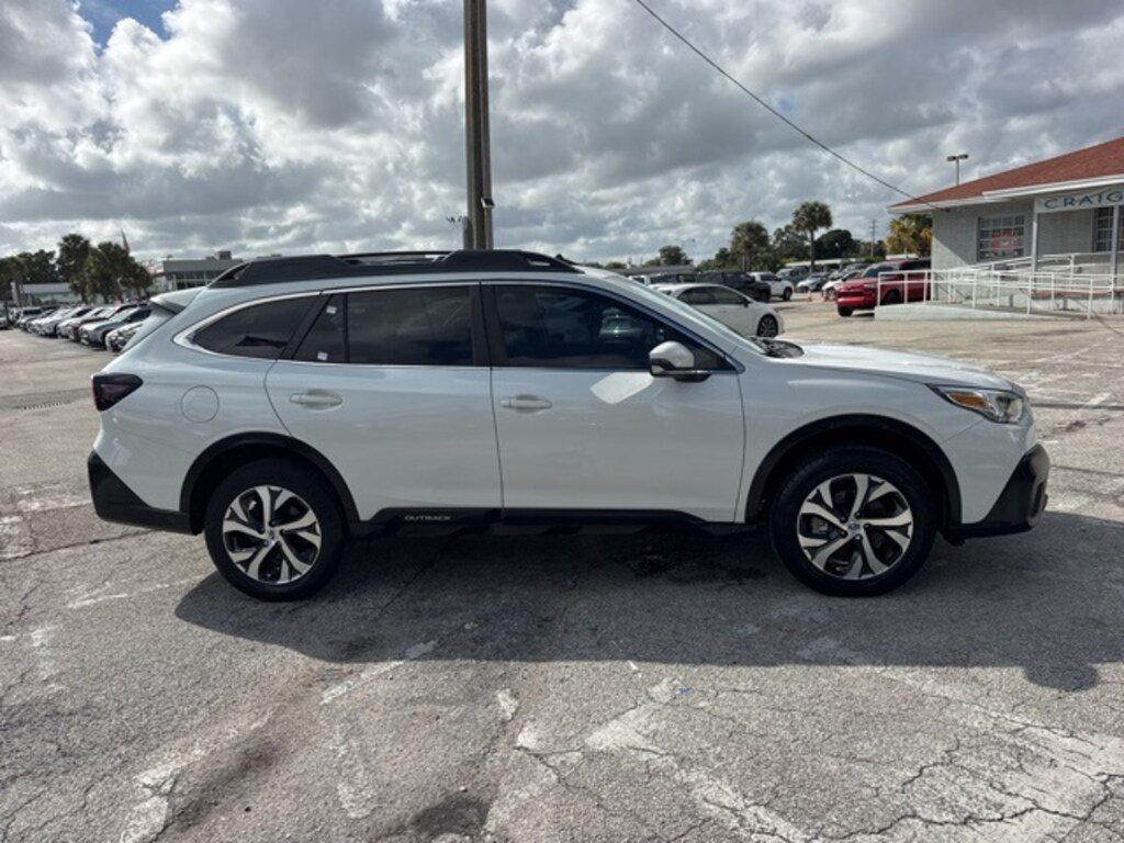 Used 2022 Subaru Outback Limited SUV