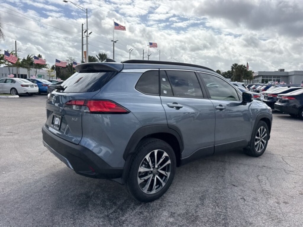 Used 2025 Toyota Corolla Cross XLE SUV