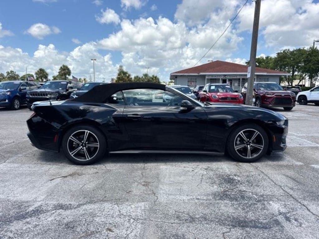Used 2024 Ford Mustang Convertible