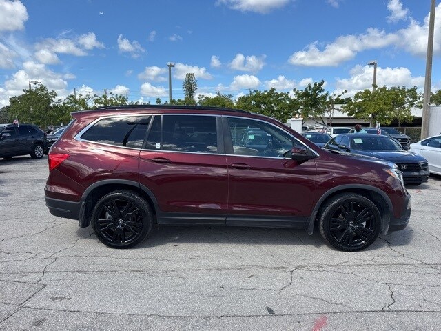 2022 Honda Pilot Special Edition photo 2