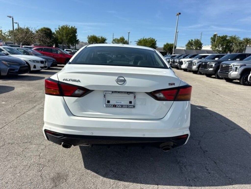 Used 2024 Nissan Altima 2.5 SR Sedan