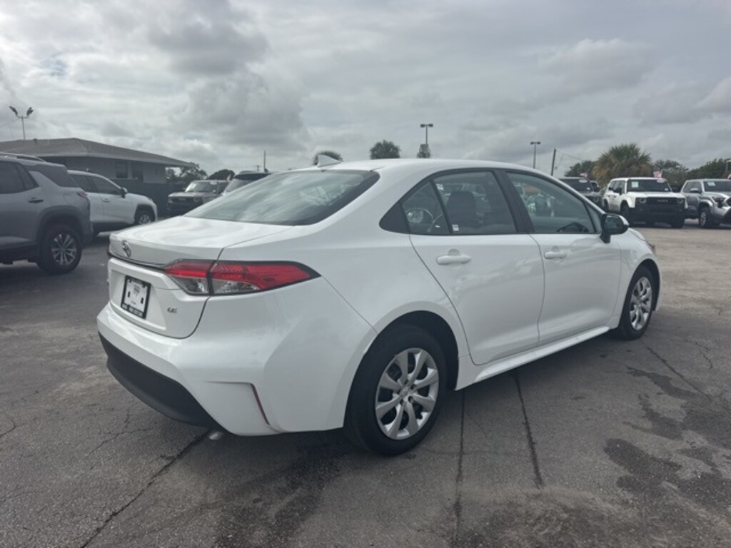Used 2024 Toyota Corolla LE Sedan