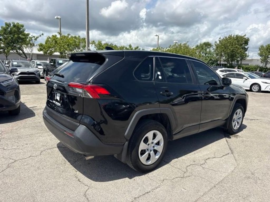 Used 2024 Toyota RAV4 LE SUV