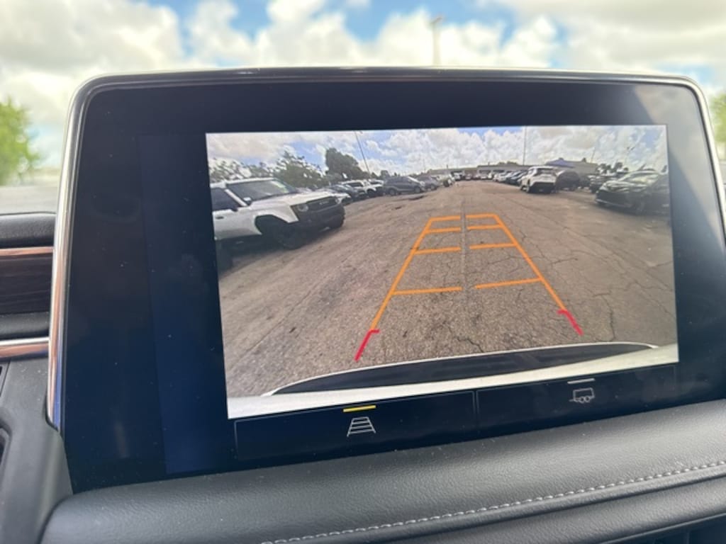 Used 2023 Chevrolet Suburban LT SUV