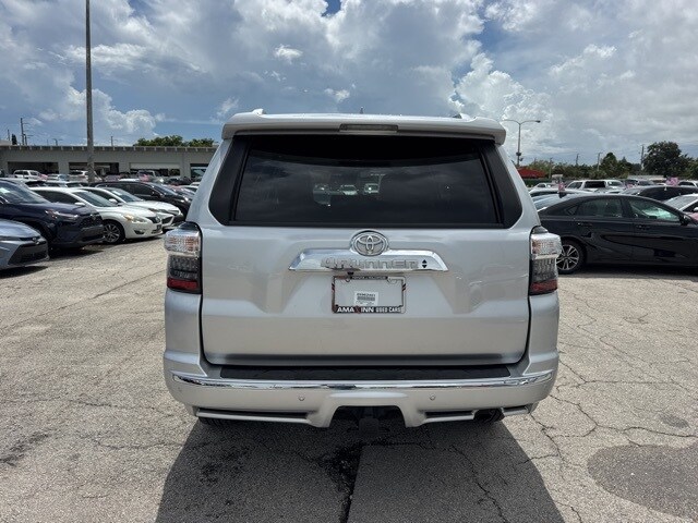 2022 Toyota 4Runner Limited photo 4