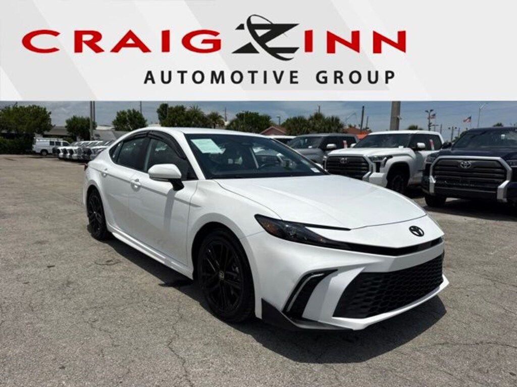 Used 2025 Toyota Camry SE Sedan