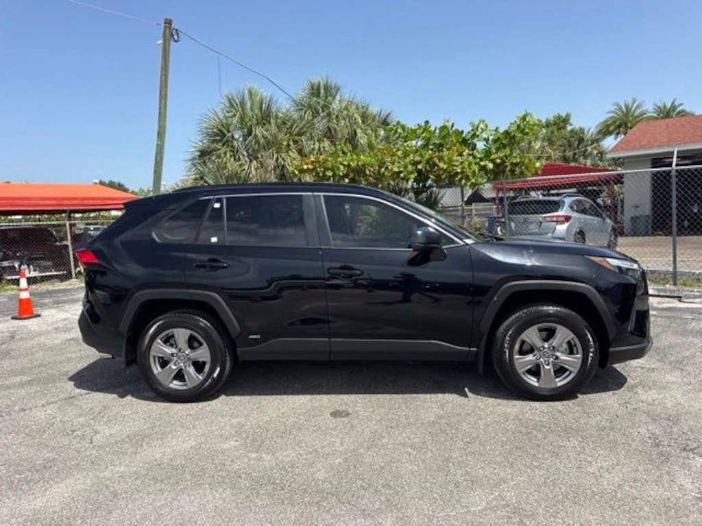 Used 2025 Toyota RAV4 Hybrid LE SUV
