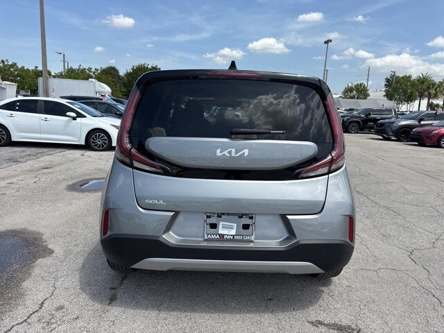 2025 Kia Soul LX photo 4