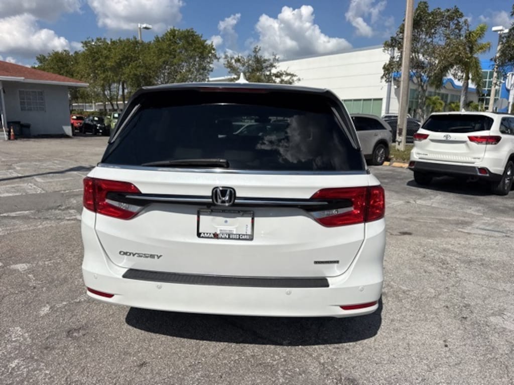 Used 2023 Honda Odyssey Touring Van