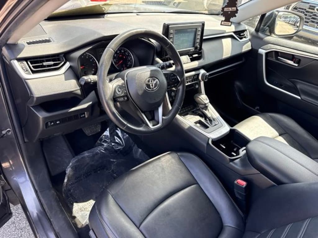 Used 2022 Toyota RAV4 XLE Premium SUV