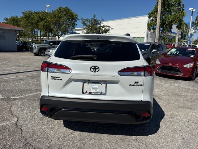 2025 Toyota Corolla Hybrid Nightshade Edition photo 4